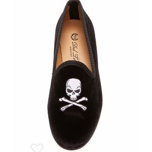 Del Toro velvet skull smoking shoe